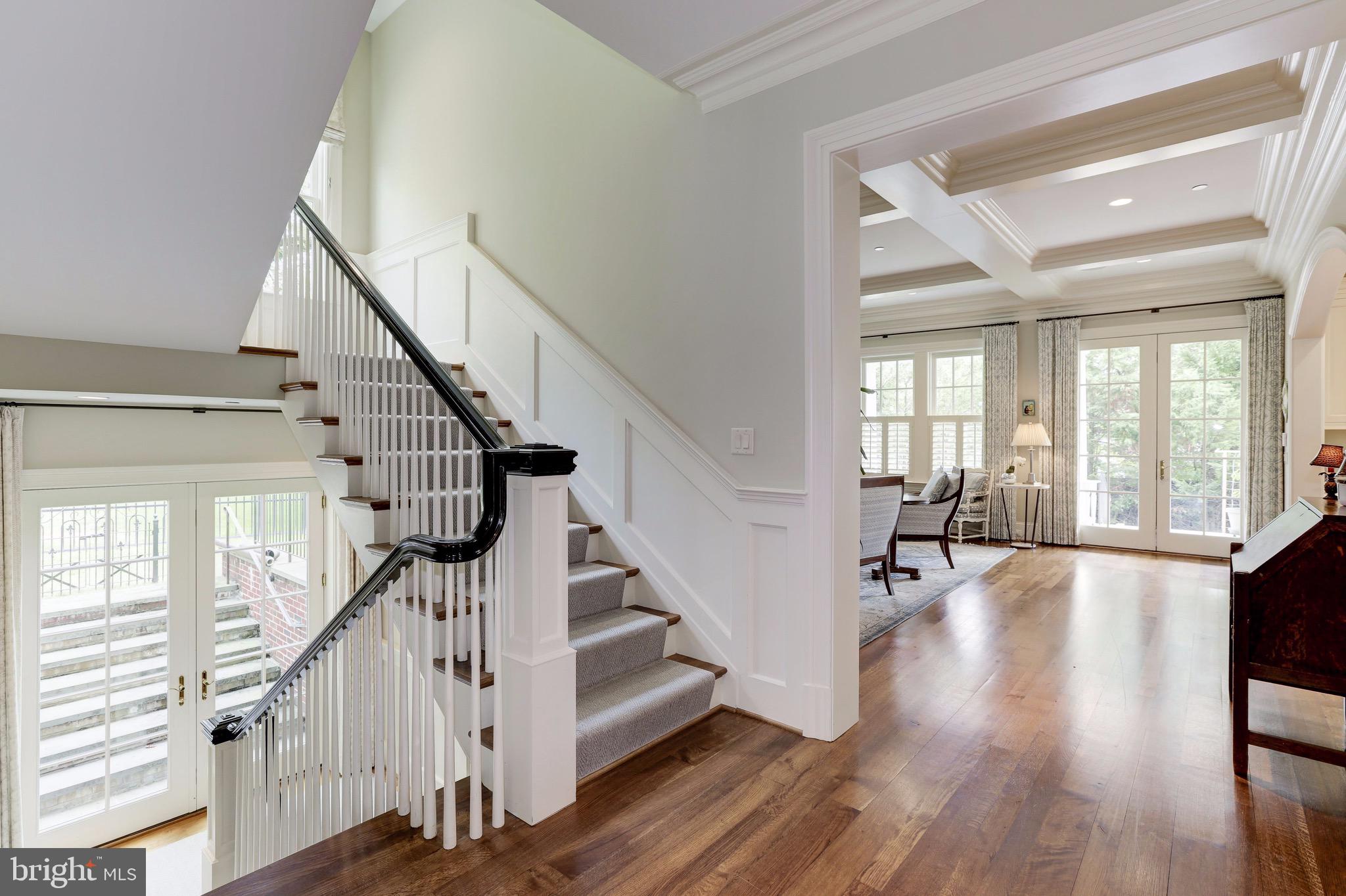 CHEVY CHASE VILLAGE - Residential