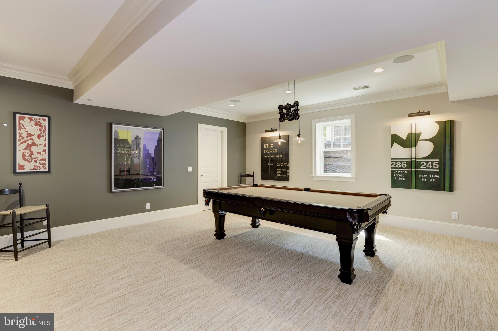 CHEVY CHASE VILLAGE - Residential