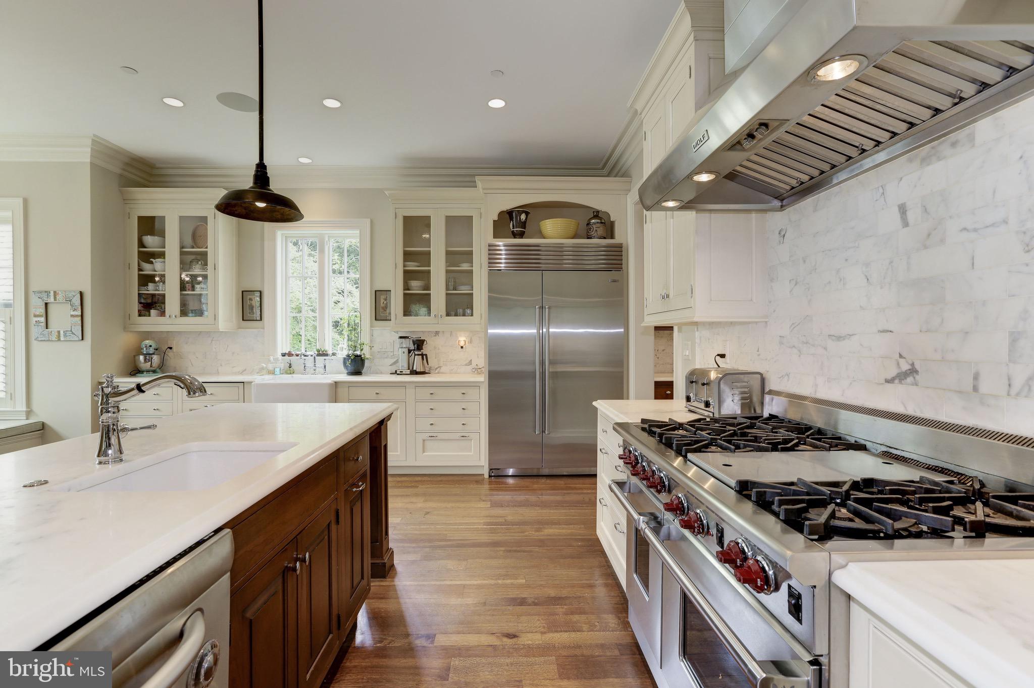 CHEVY CHASE VILLAGE - Residential