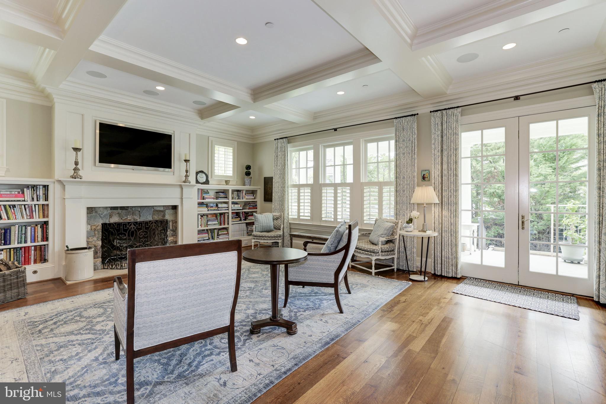 CHEVY CHASE VILLAGE - Residential