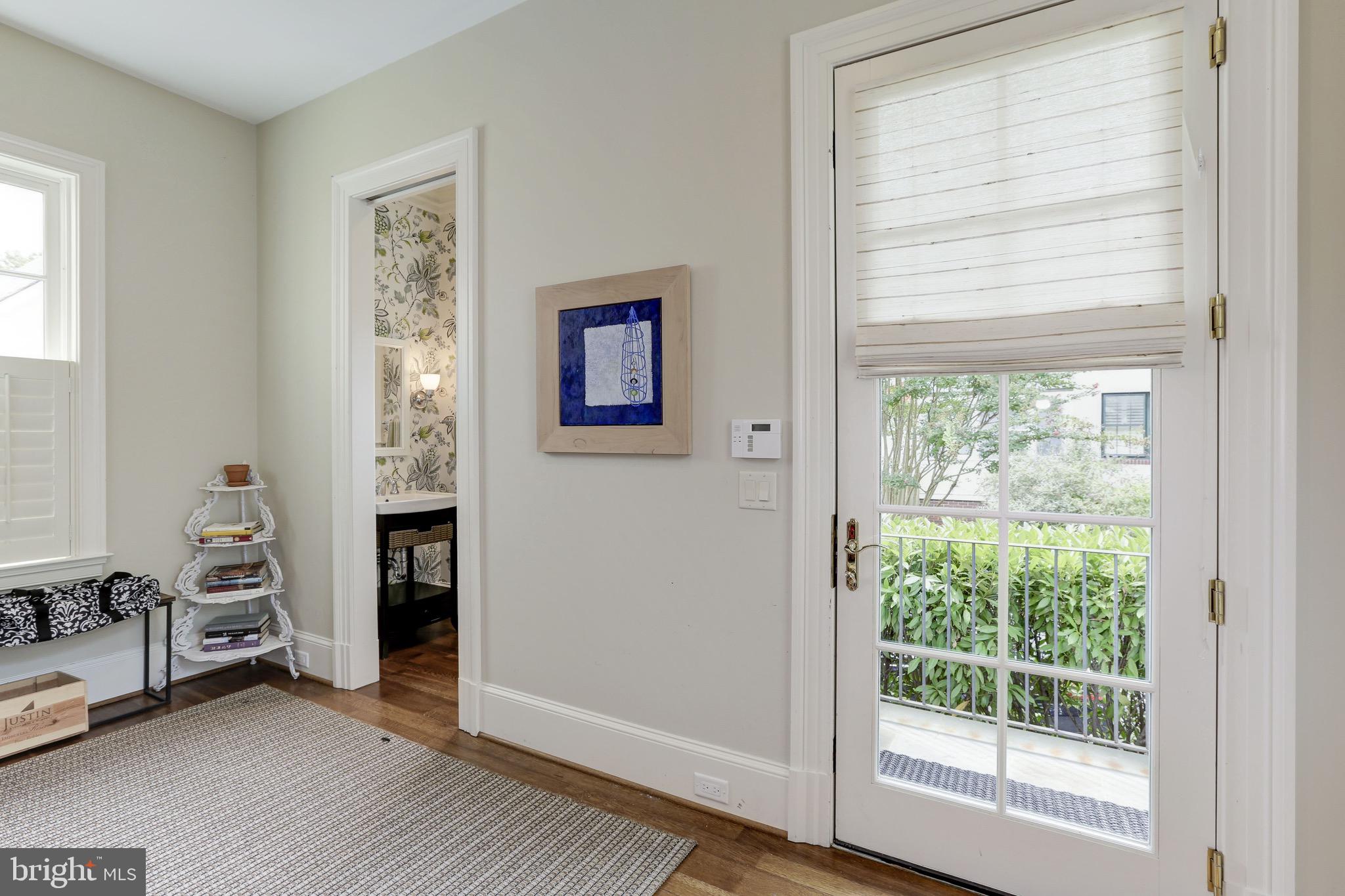 CHEVY CHASE VILLAGE - Residential