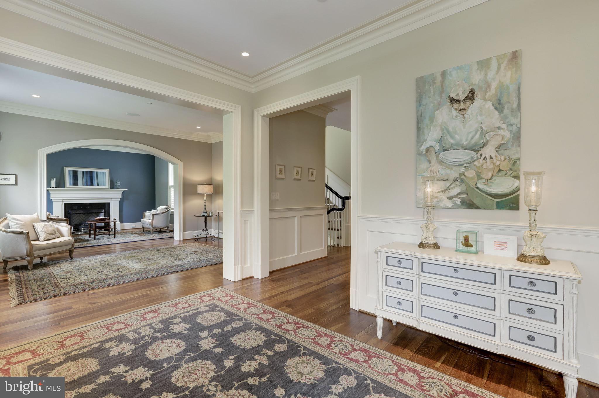 CHEVY CHASE VILLAGE - Residential