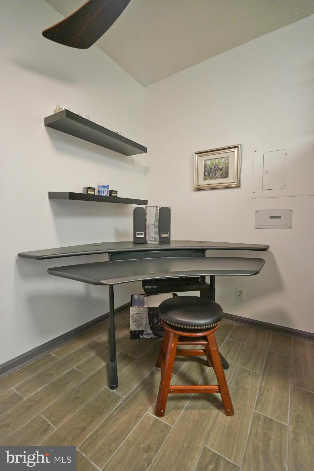 CRYSTAL PARK - Residential