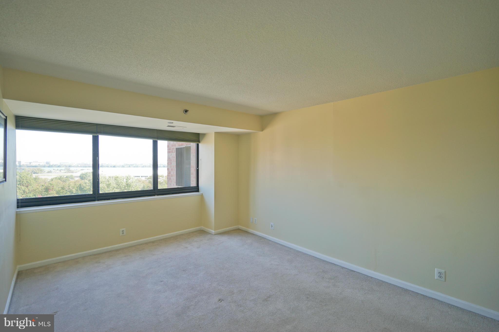 CRYSTAL PARK - Residential