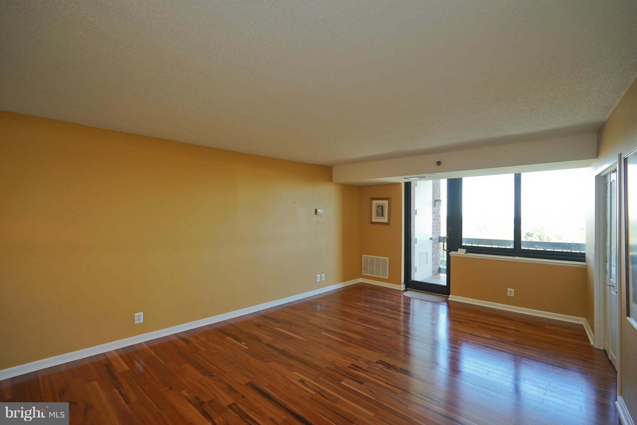 CRYSTAL PARK - Residential