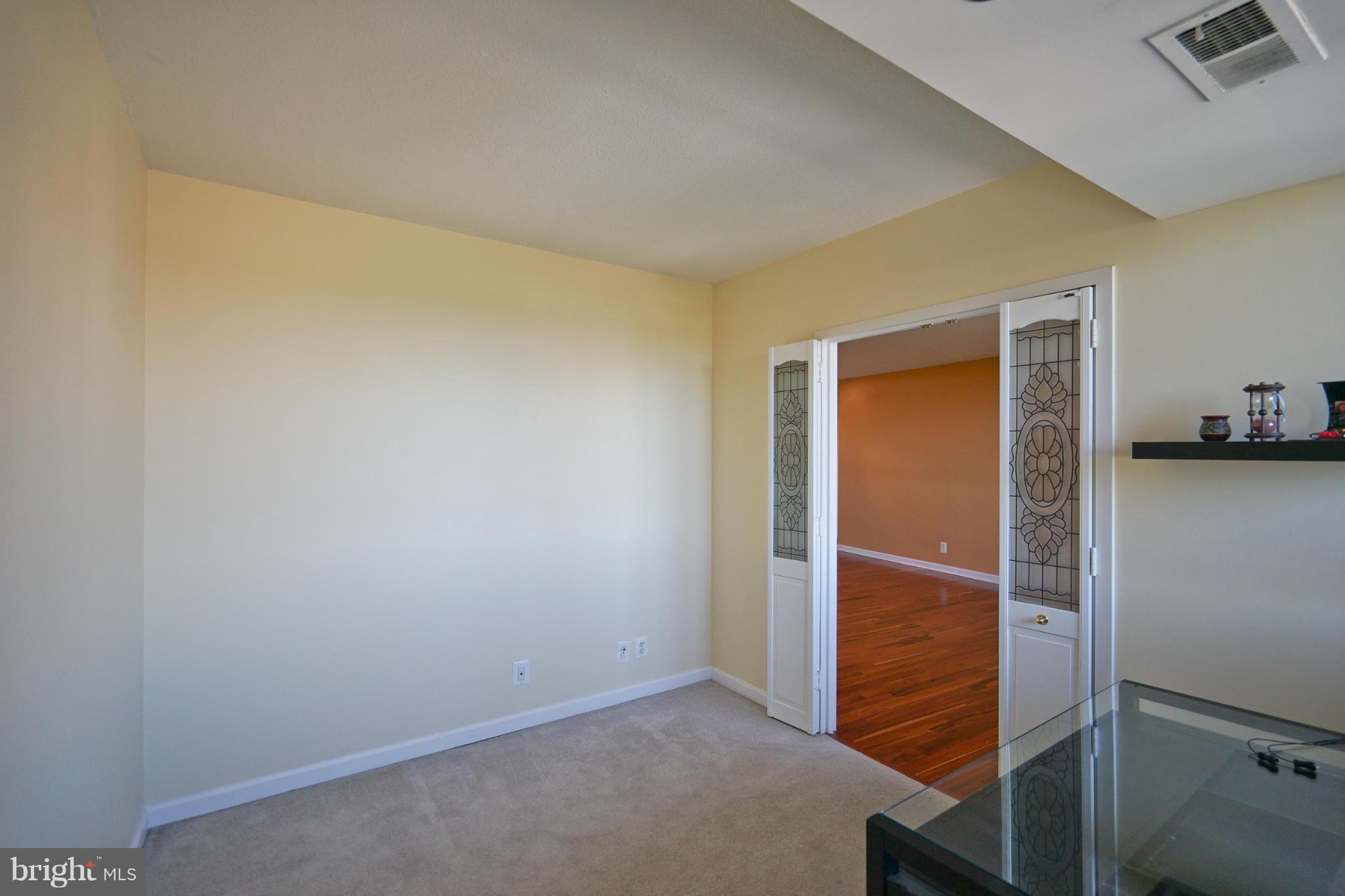 CRYSTAL PARK - Residential