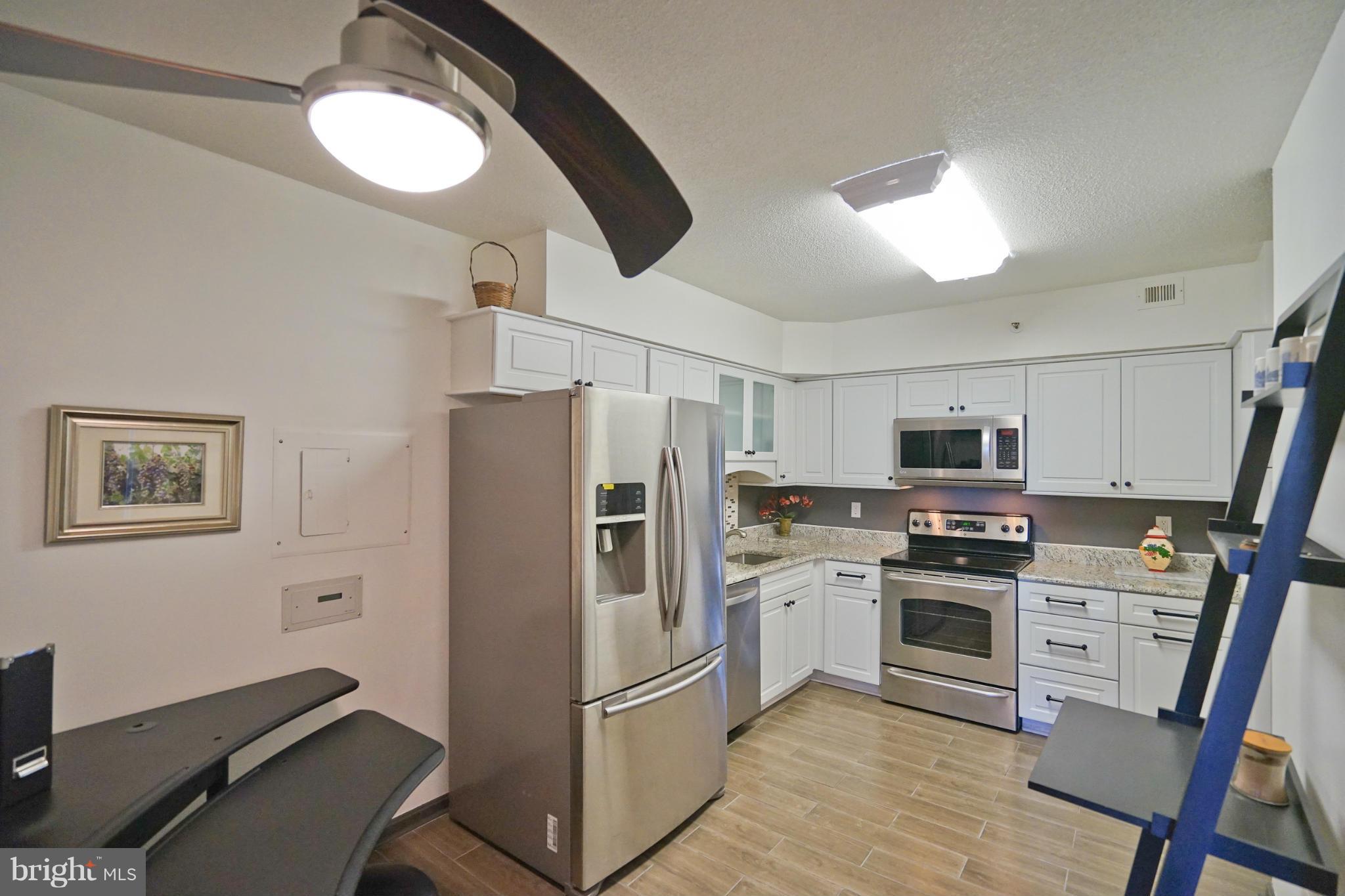 CRYSTAL PARK - Residential