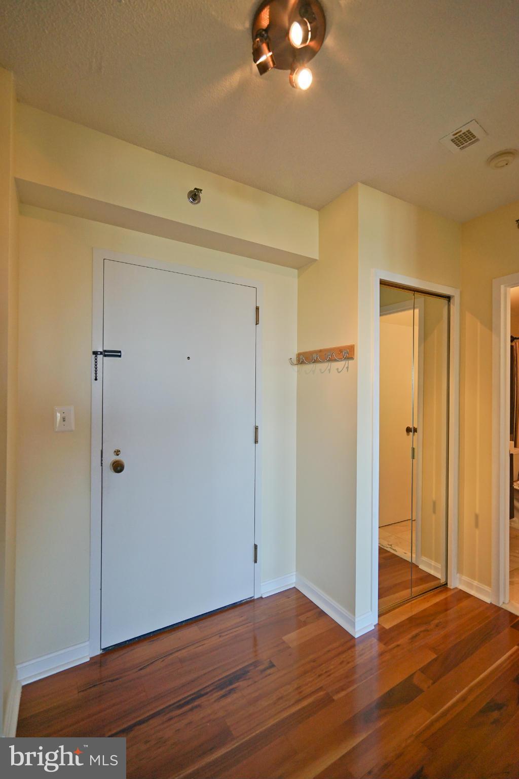 CRYSTAL PARK - Residential