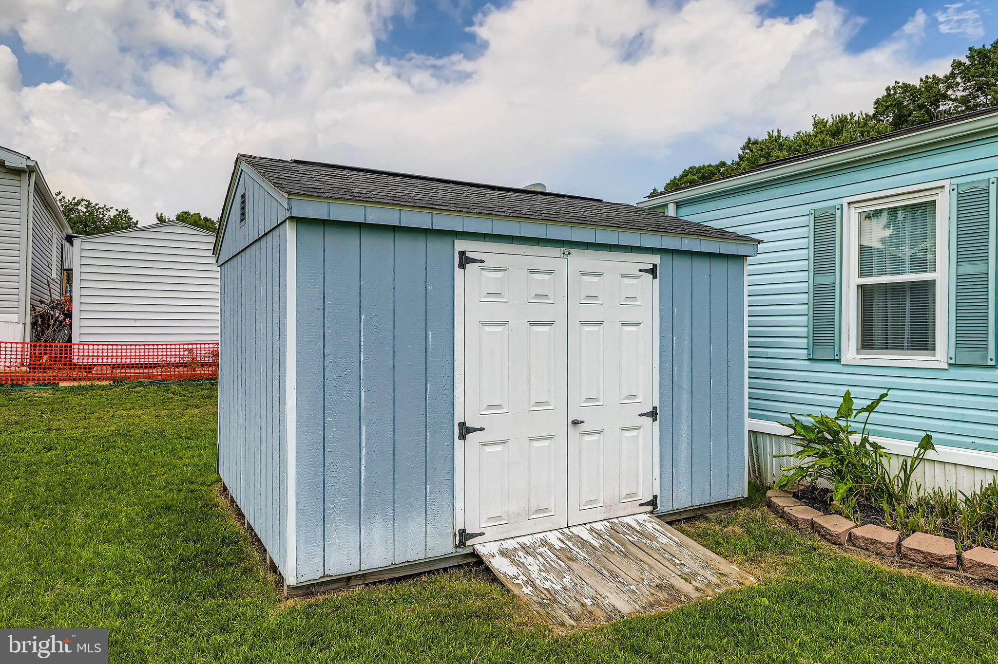 WILLIAMS ESTATES - Residential