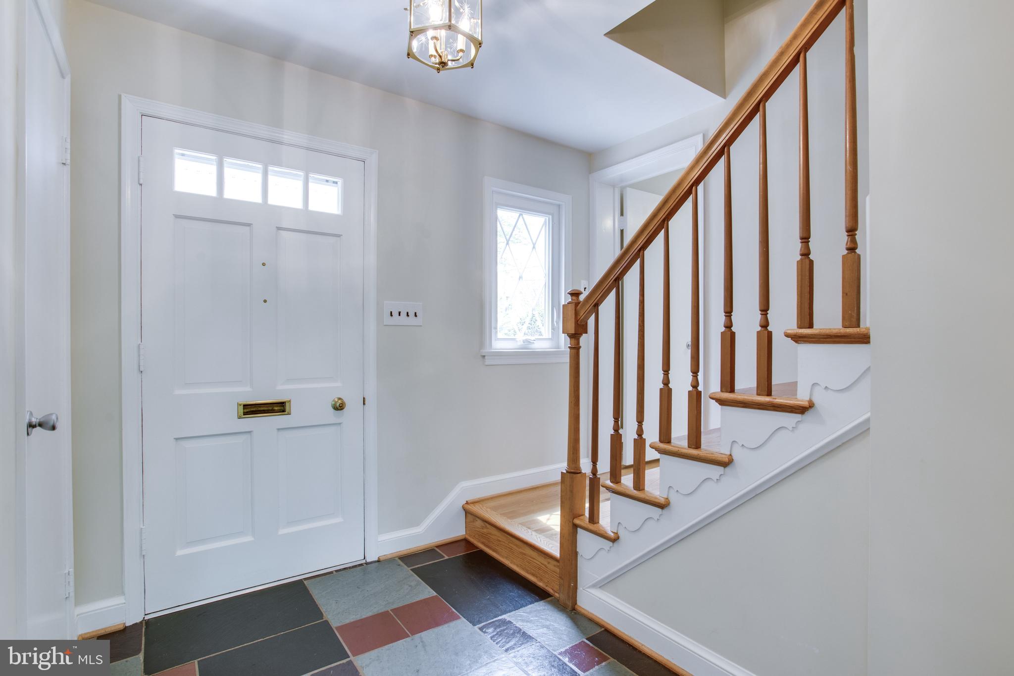 MONTROSE WOODS - Residential