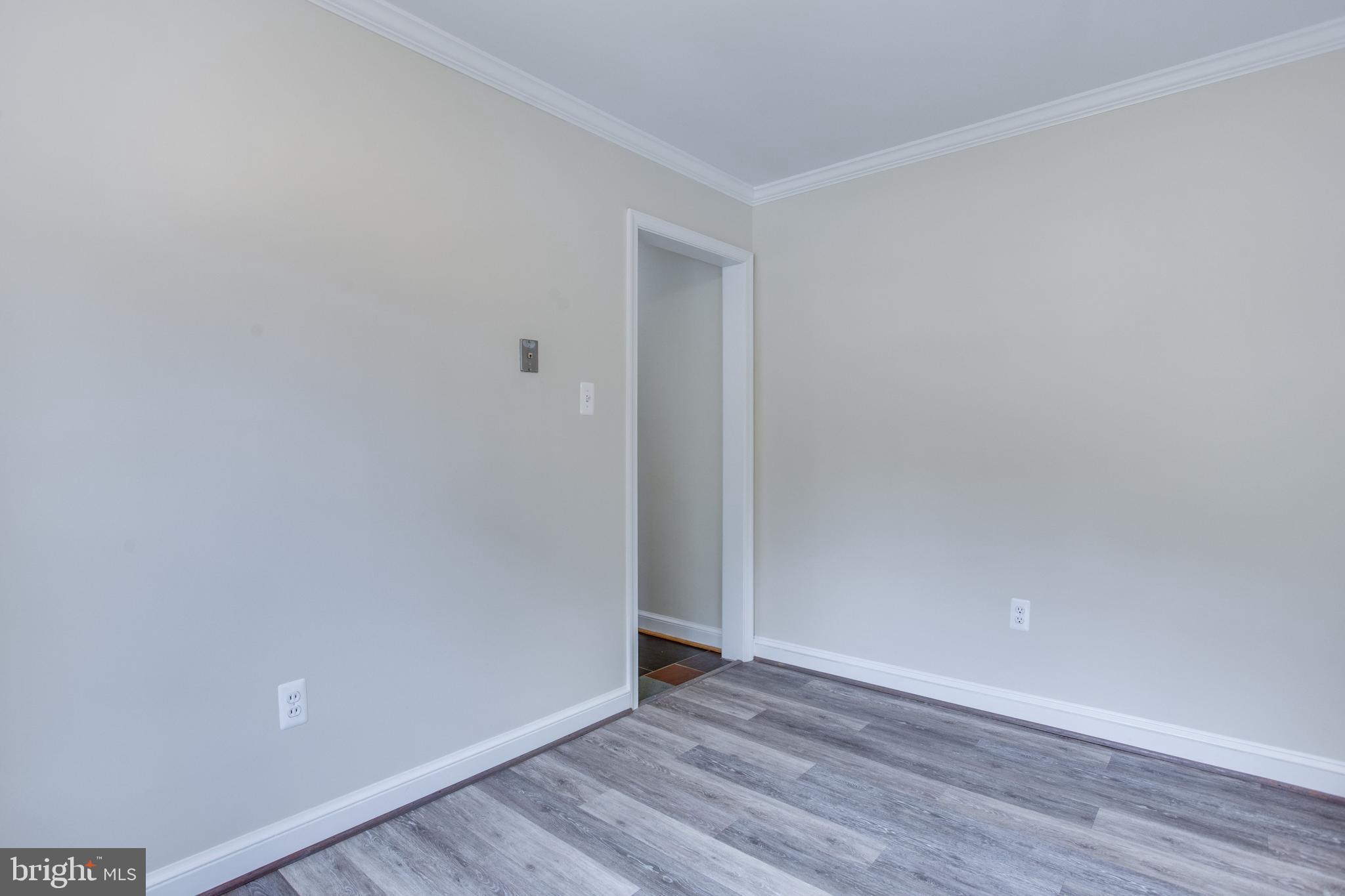 MONTROSE WOODS - Residential