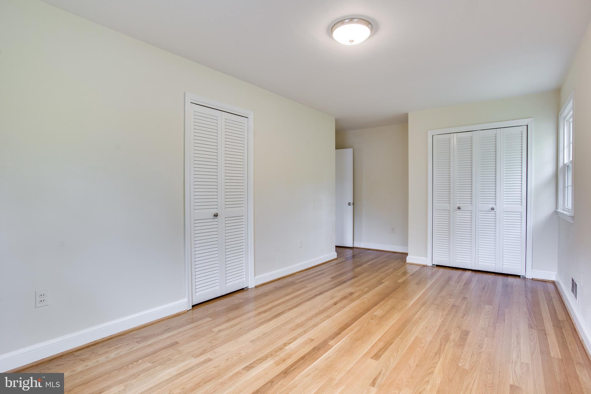 MONTROSE WOODS - Residential