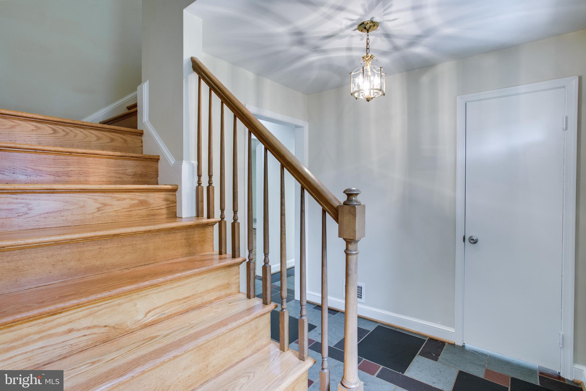 MONTROSE WOODS - Residential