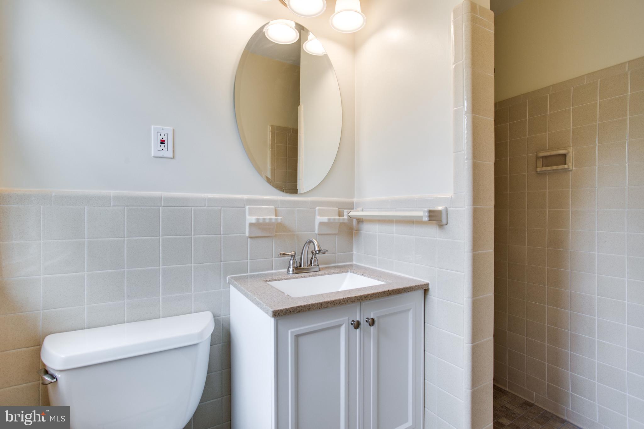 MONTROSE WOODS - Residential