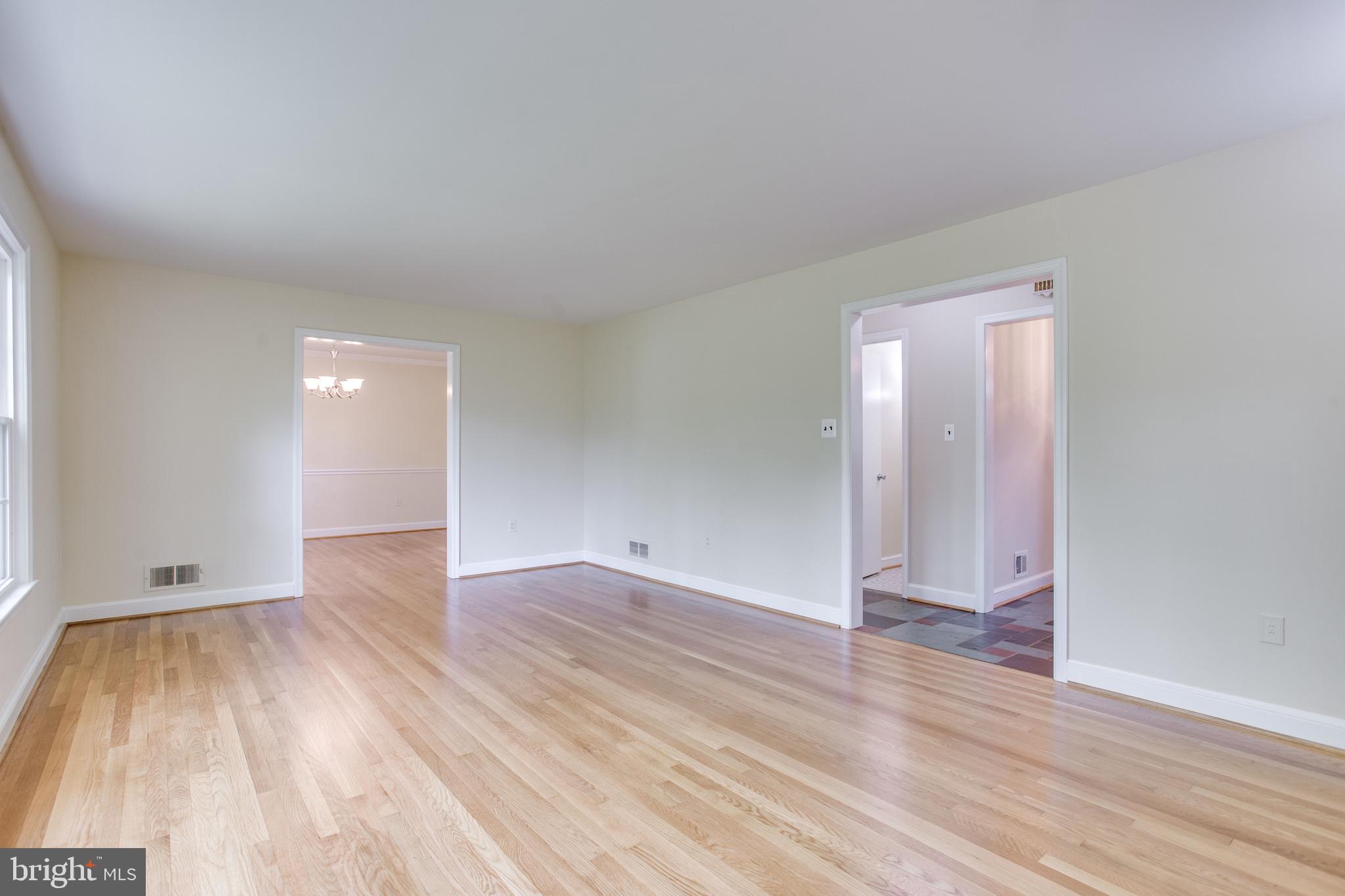 MONTROSE WOODS - Residential