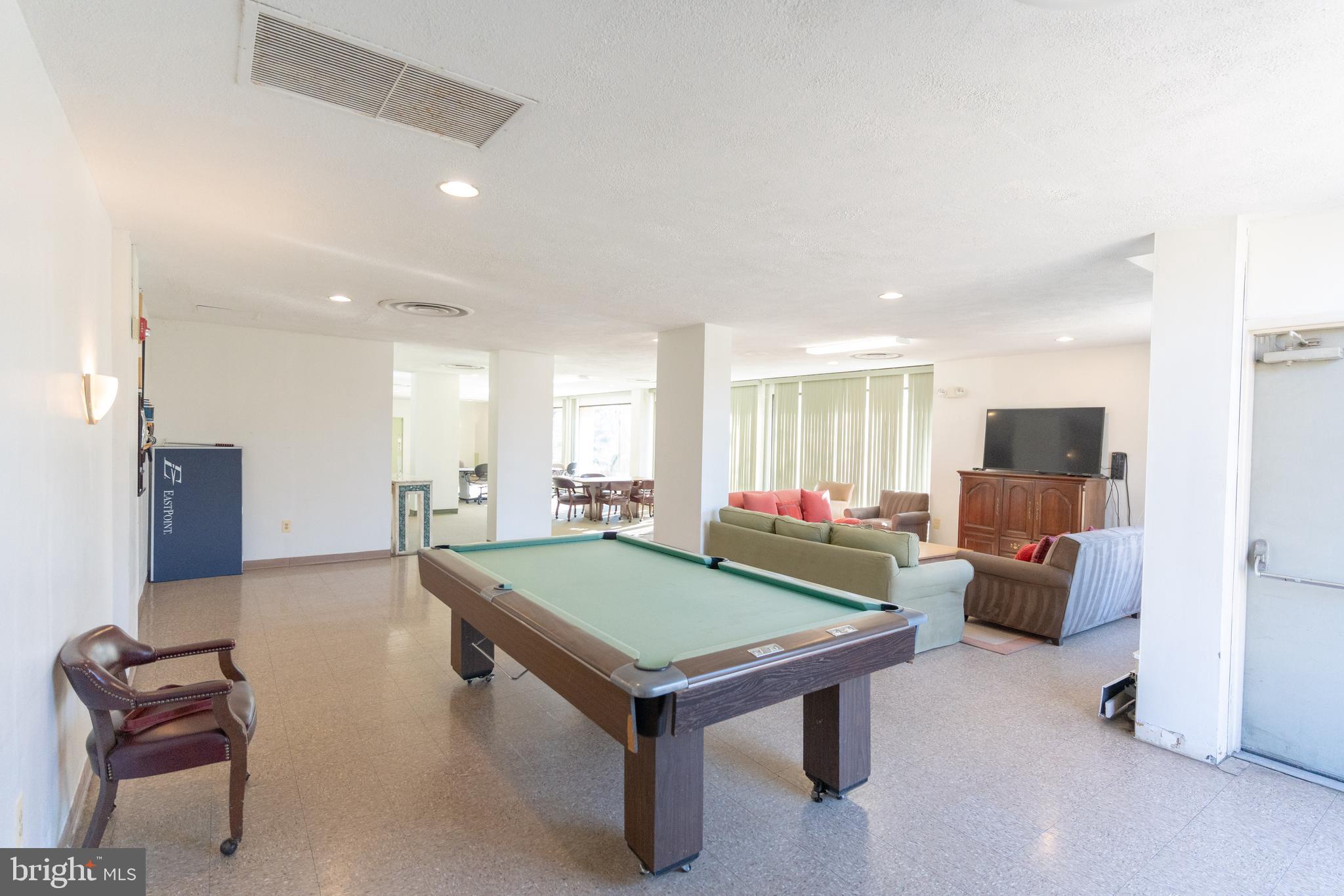 HYDE PARK - Residential