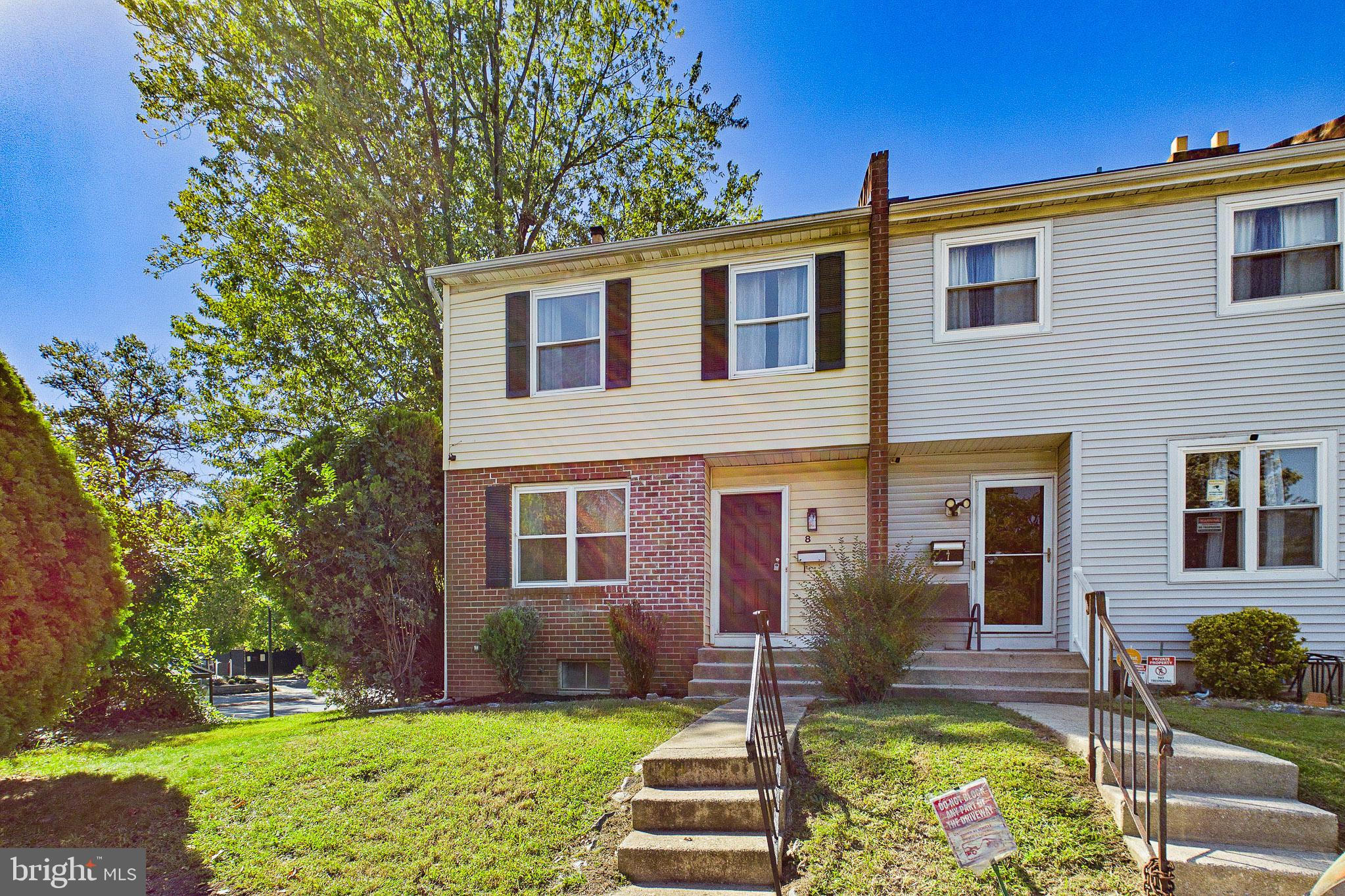 8 BRISTOL WAY