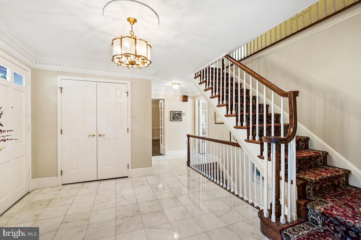 DARNESTOWN OUTSIDE - Residential