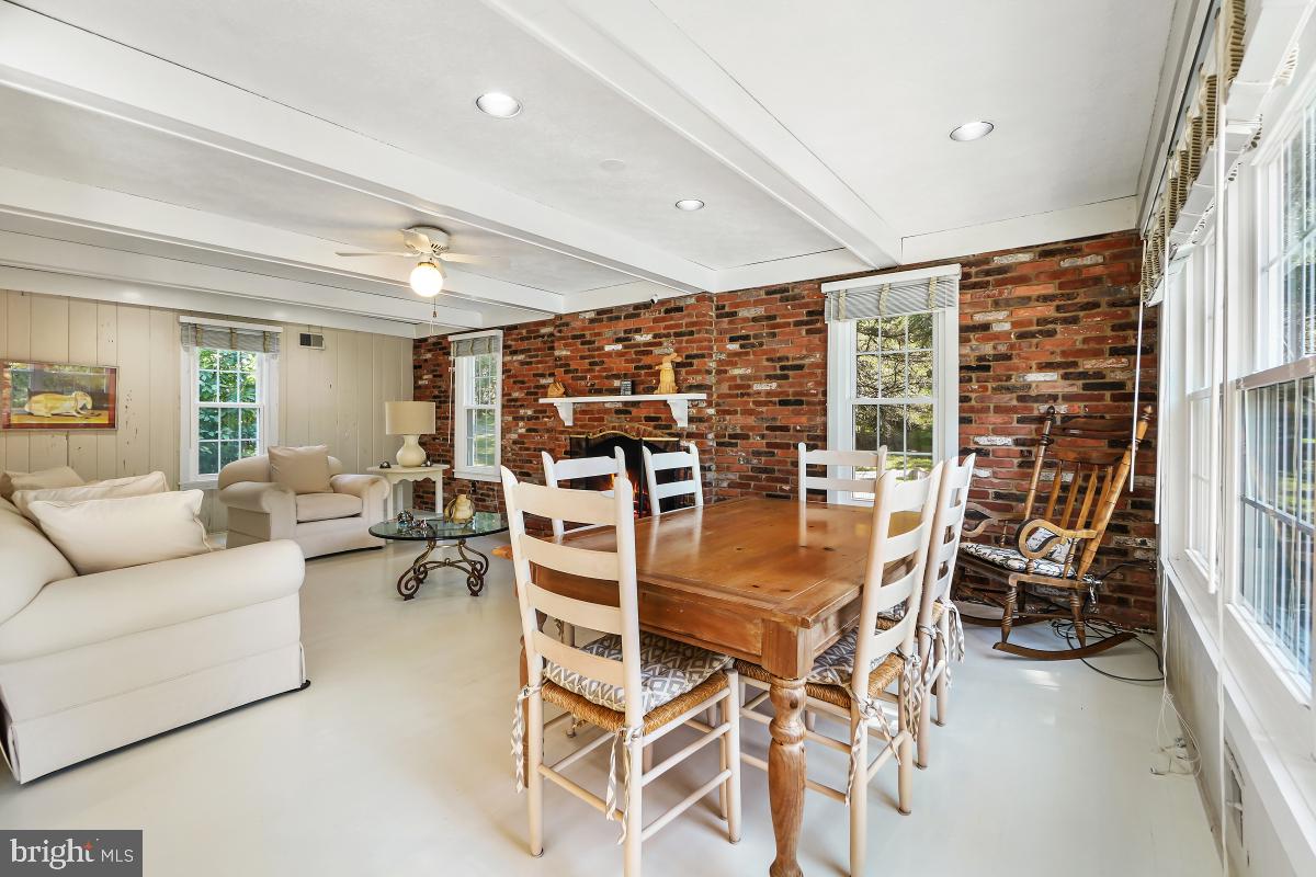 DARNESTOWN OUTSIDE - Residential