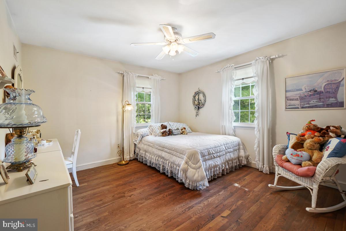 DARNESTOWN OUTSIDE - Residential