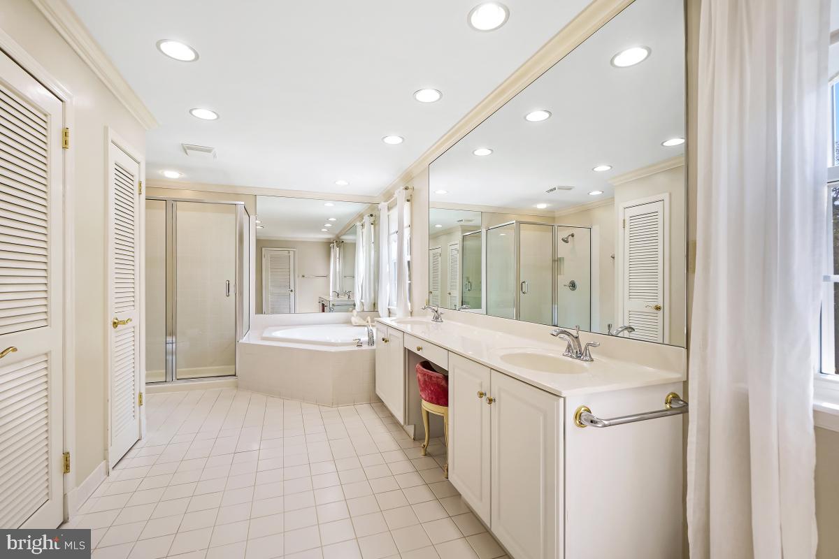 DARNESTOWN OUTSIDE - Residential