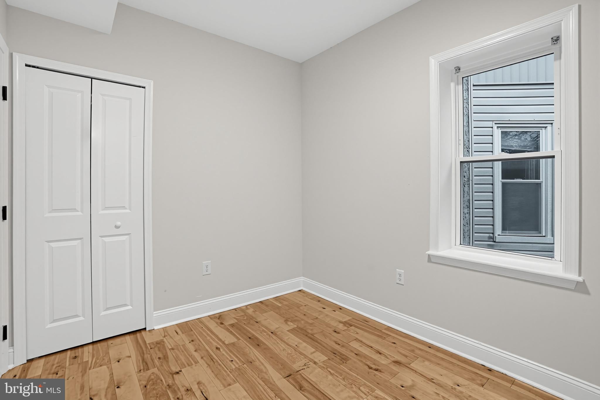 5221 WALNUT STREET