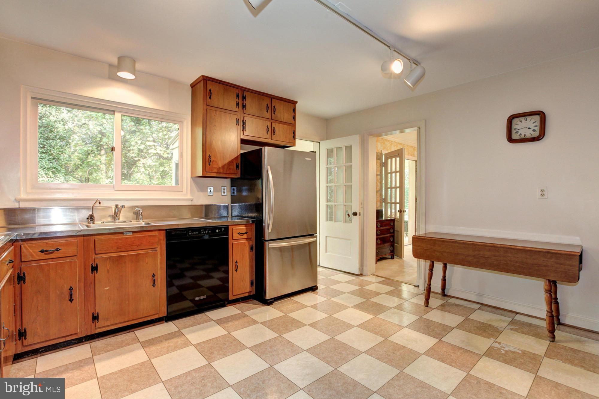 CHEVY CHASE - Residential