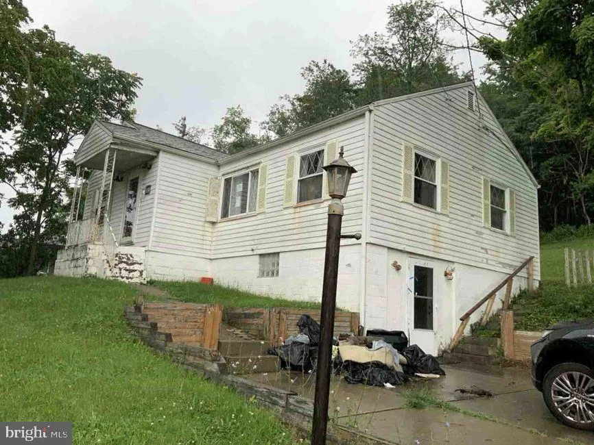 939 S Central Avenue, Canonsburg, PA, 15317