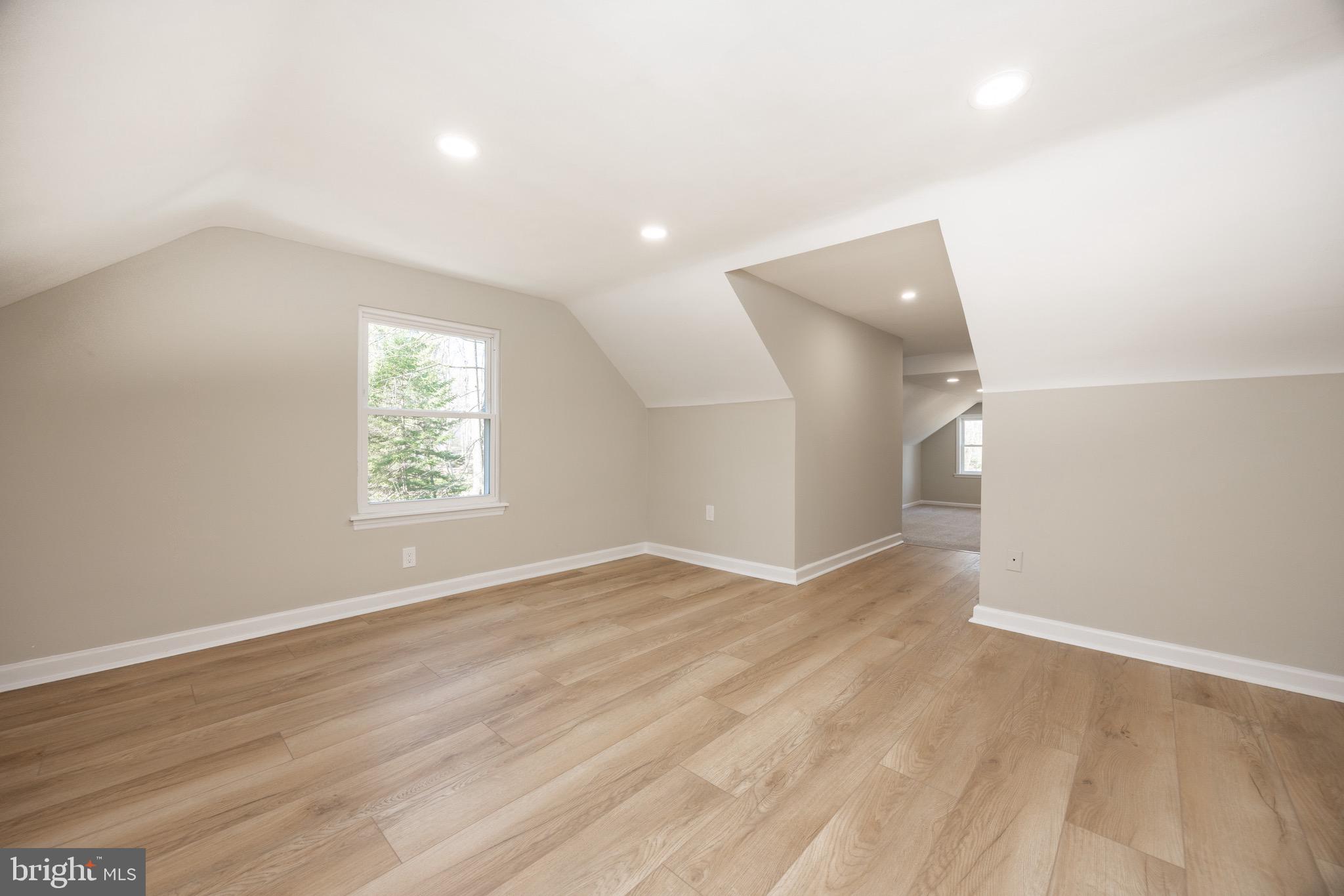 BOB WHITE FARMS - Residential