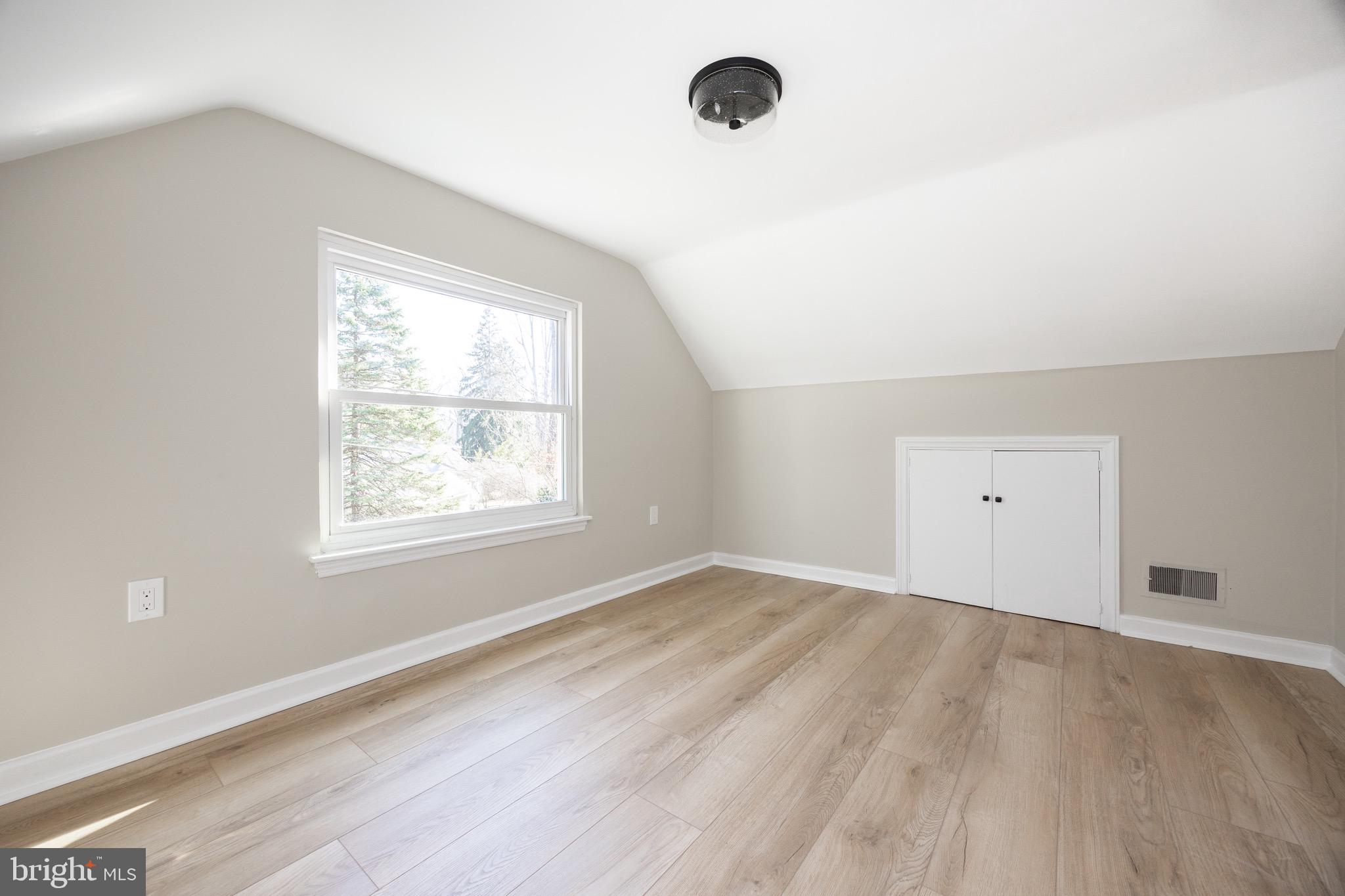 BOB WHITE FARMS - Residential