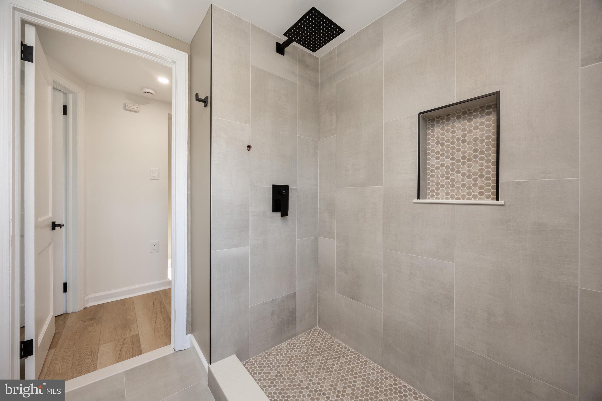 BOB WHITE FARMS - Residential