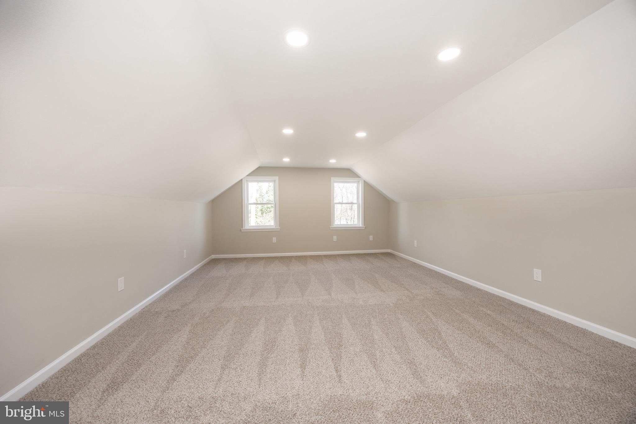 BOB WHITE FARMS - Residential