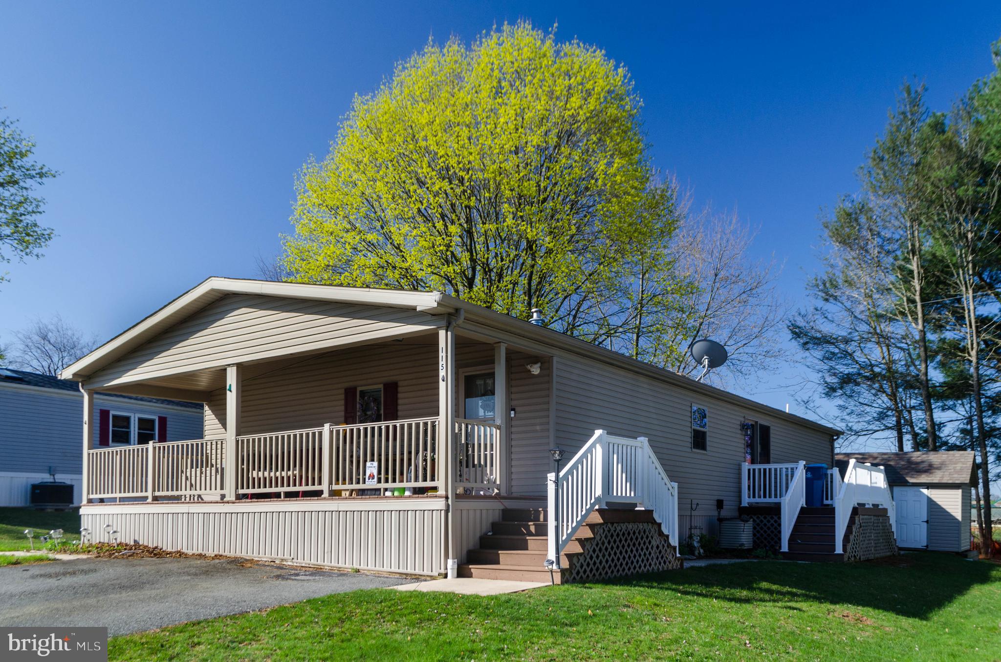 CRESTVIEW ACRES MHP - Residential