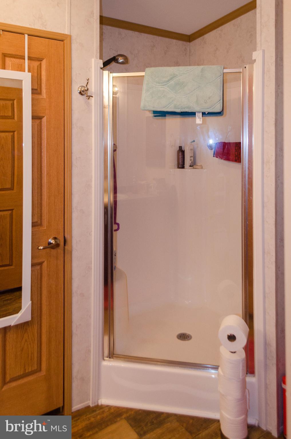 CRESTVIEW ACRES MHP - Residential