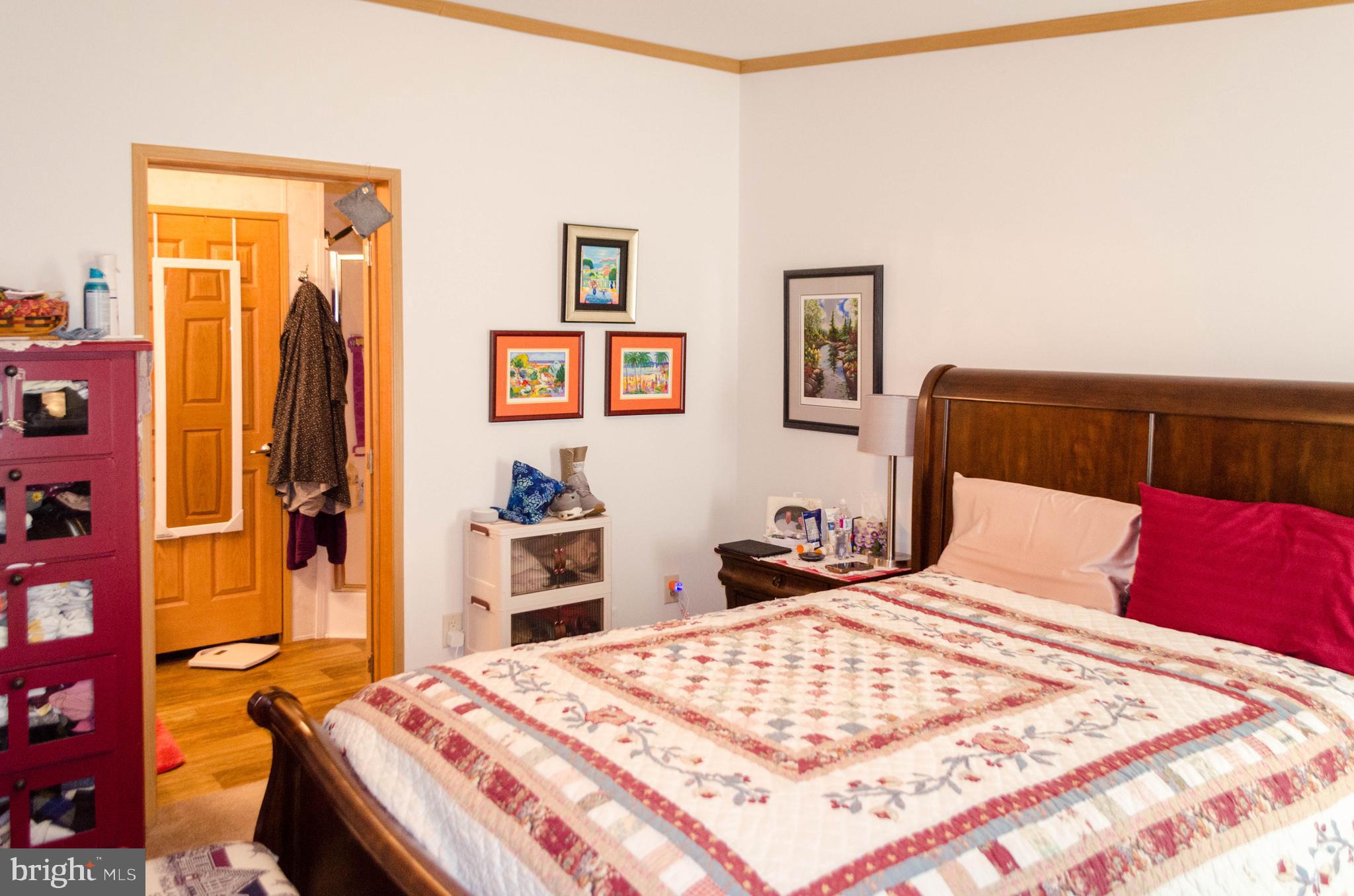 CRESTVIEW ACRES MHP - Residential