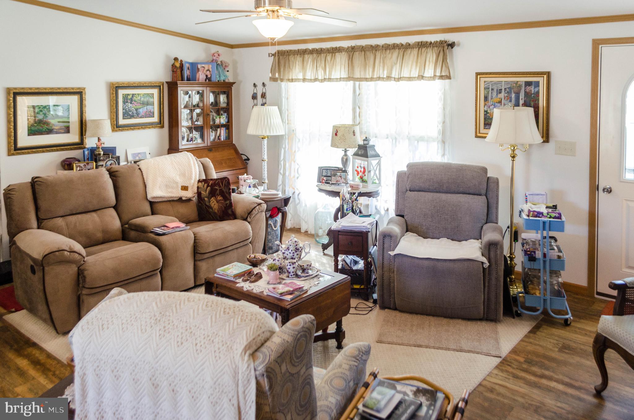 CRESTVIEW ACRES MHP - Residential