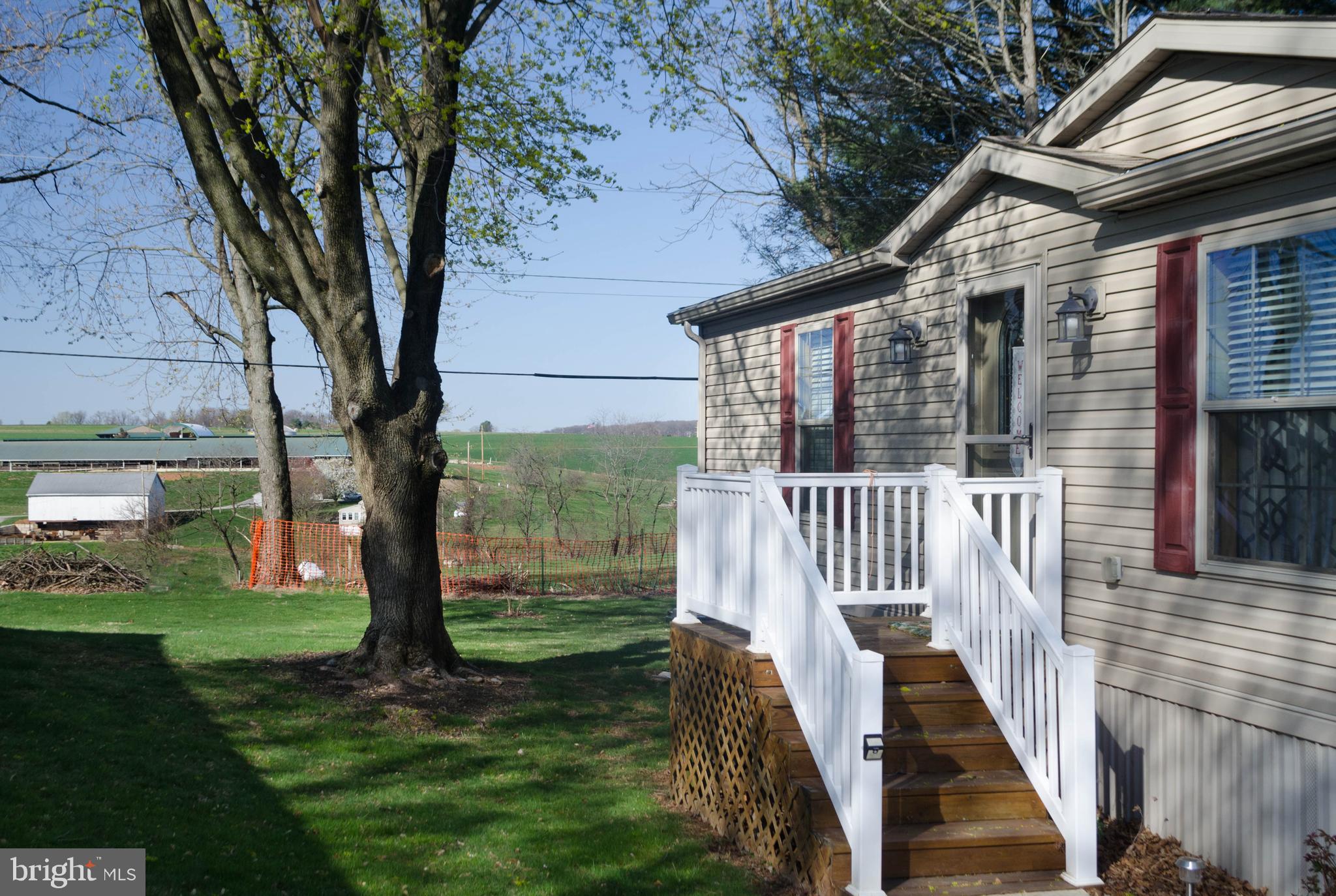 CRESTVIEW ACRES MHP - Residential