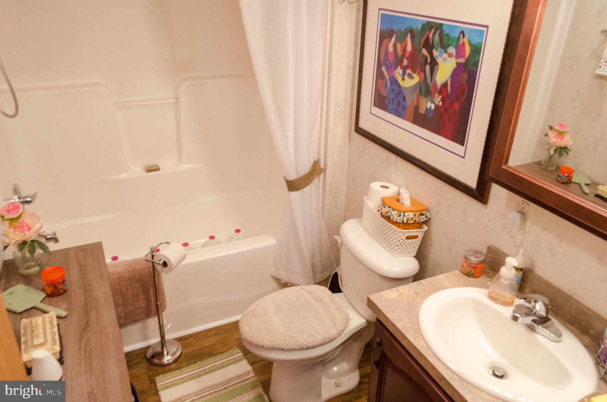 CRESTVIEW ACRES MHP - Residential