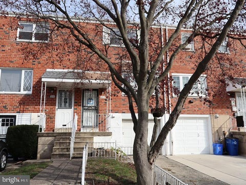 Townhouse For Sale - 7028 Sheldrake Place<br/> PHILADELPHIA, PA 19153