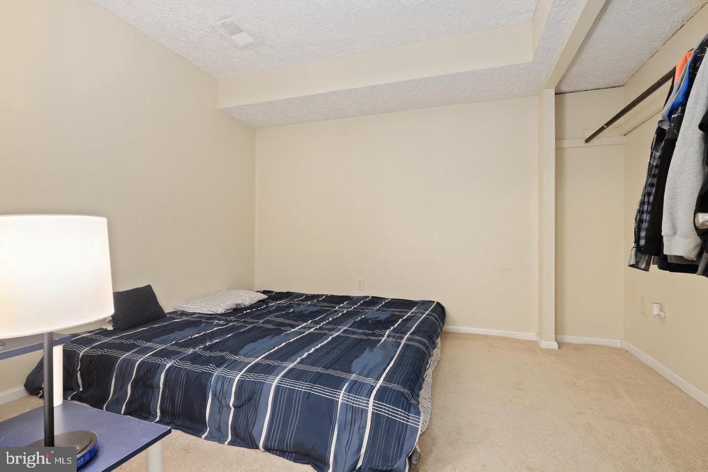 AMBER MEADOWS - Residential Lease