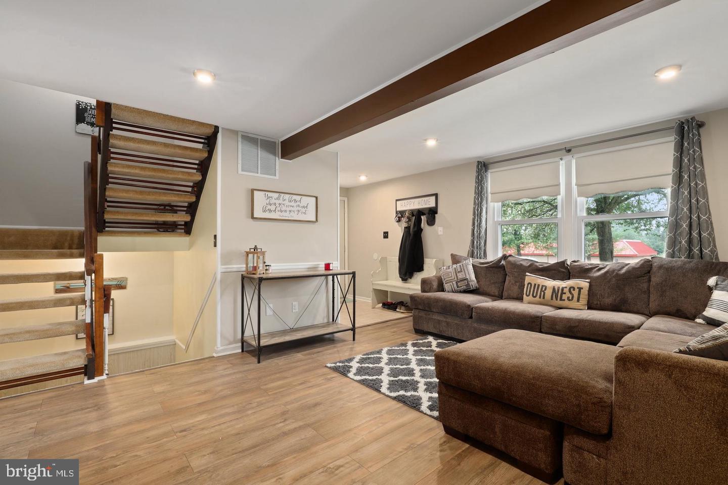 AMBER MEADOWS - Residential Lease