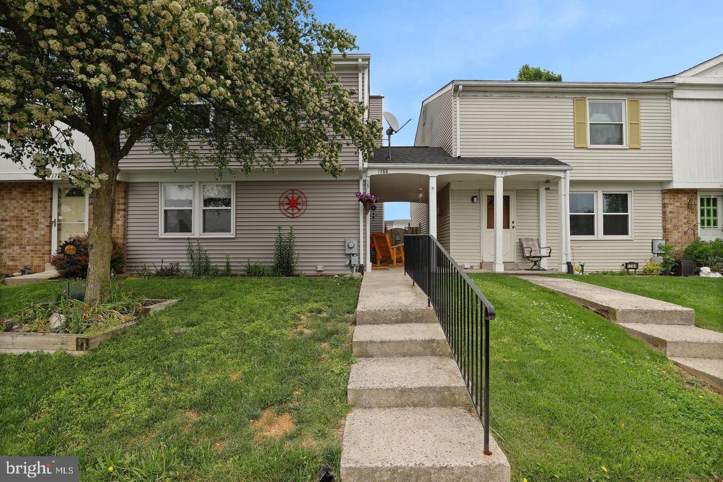 AMBER MEADOWS - Residential Lease