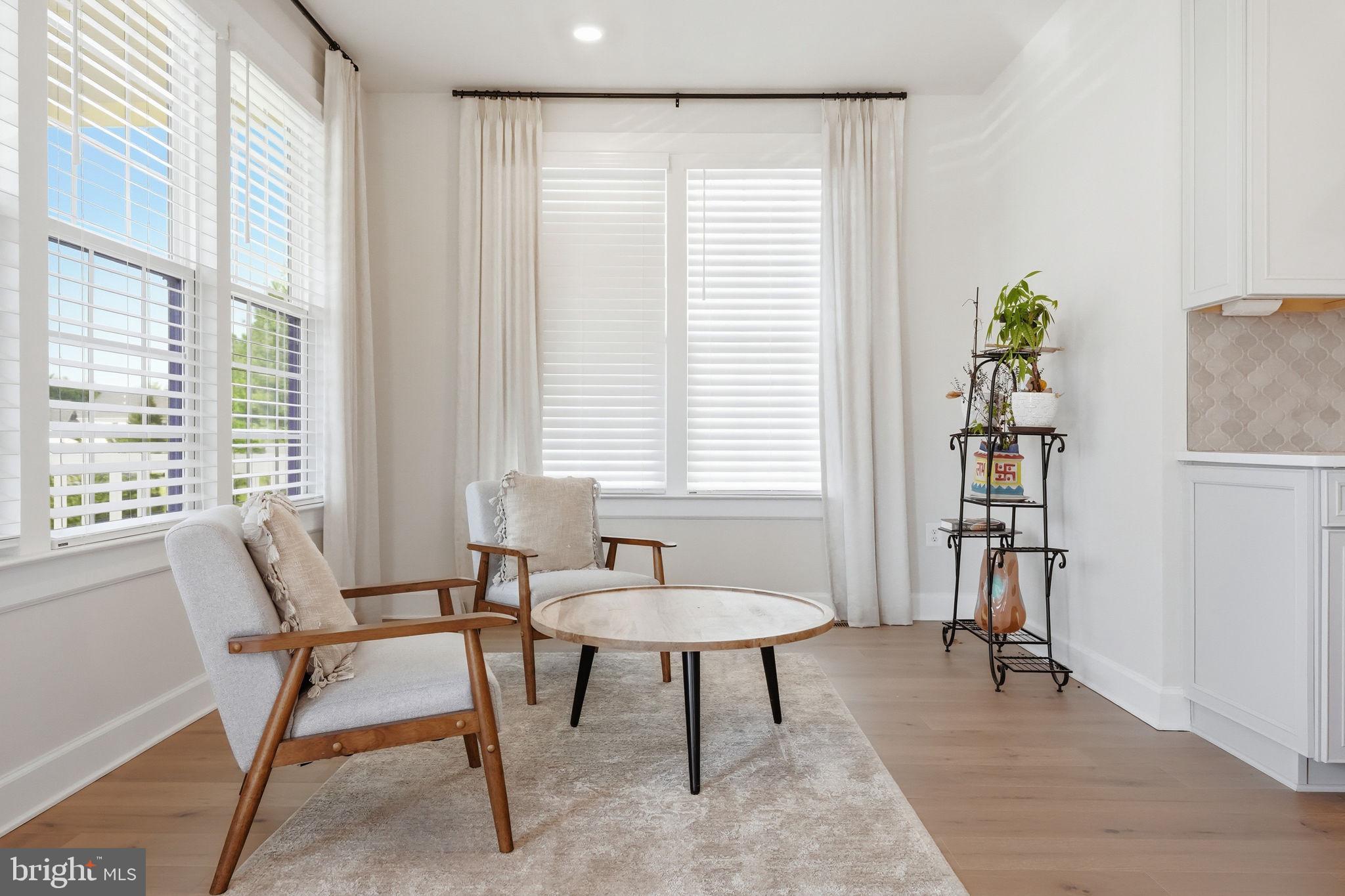 MAYFIELD - Residential