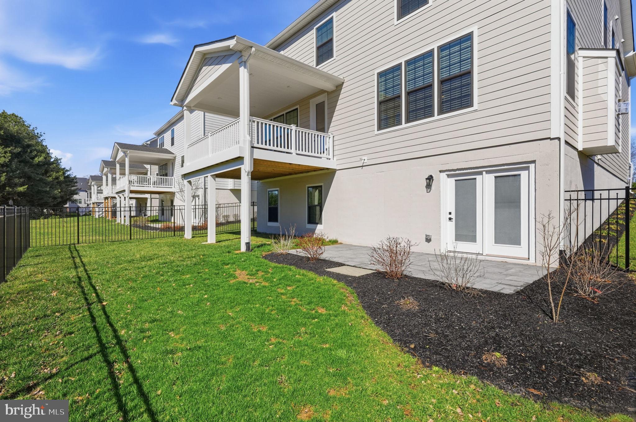 MAYFIELD - Residential