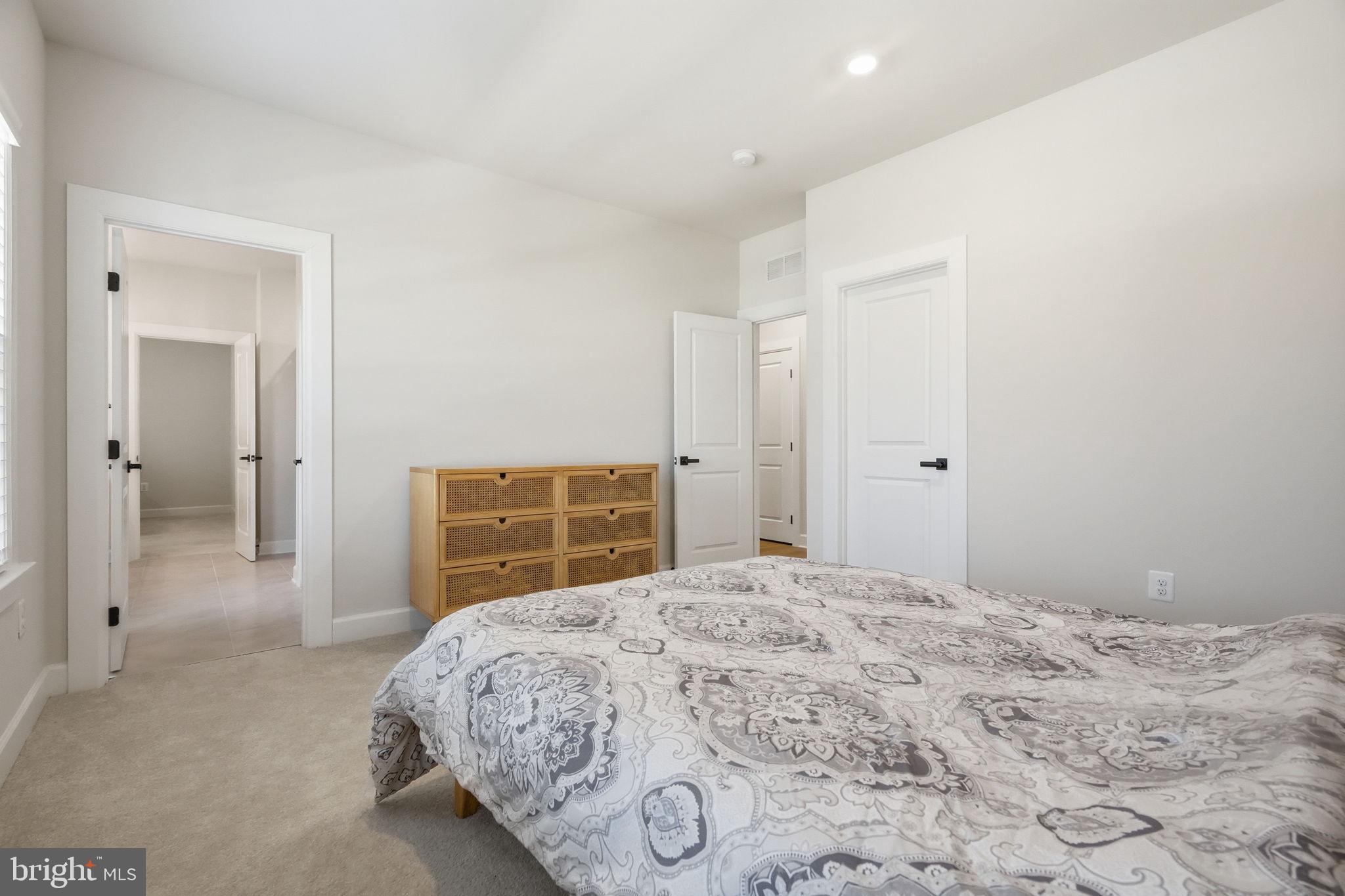 MAYFIELD - Residential