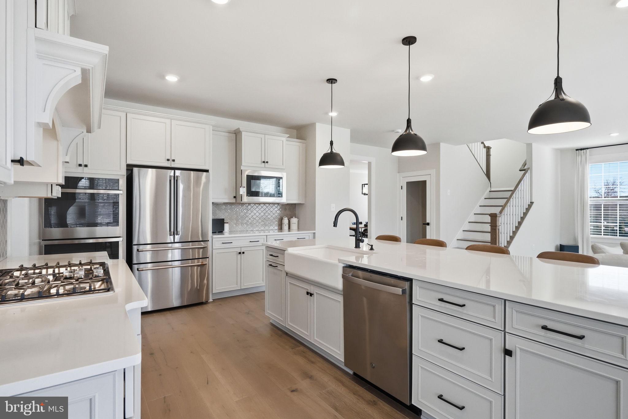 MAYFIELD - Residential