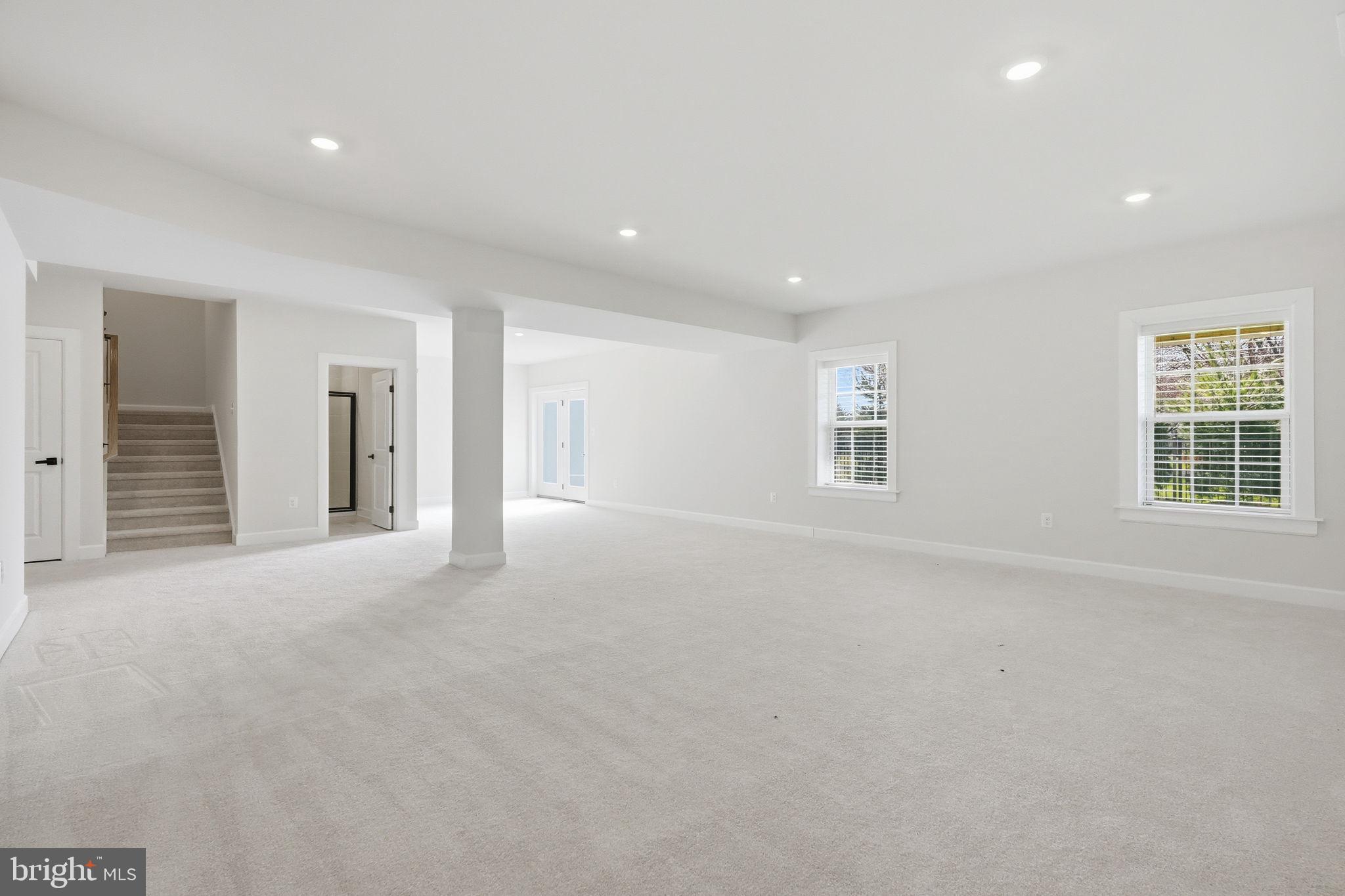 MAYFIELD - Residential