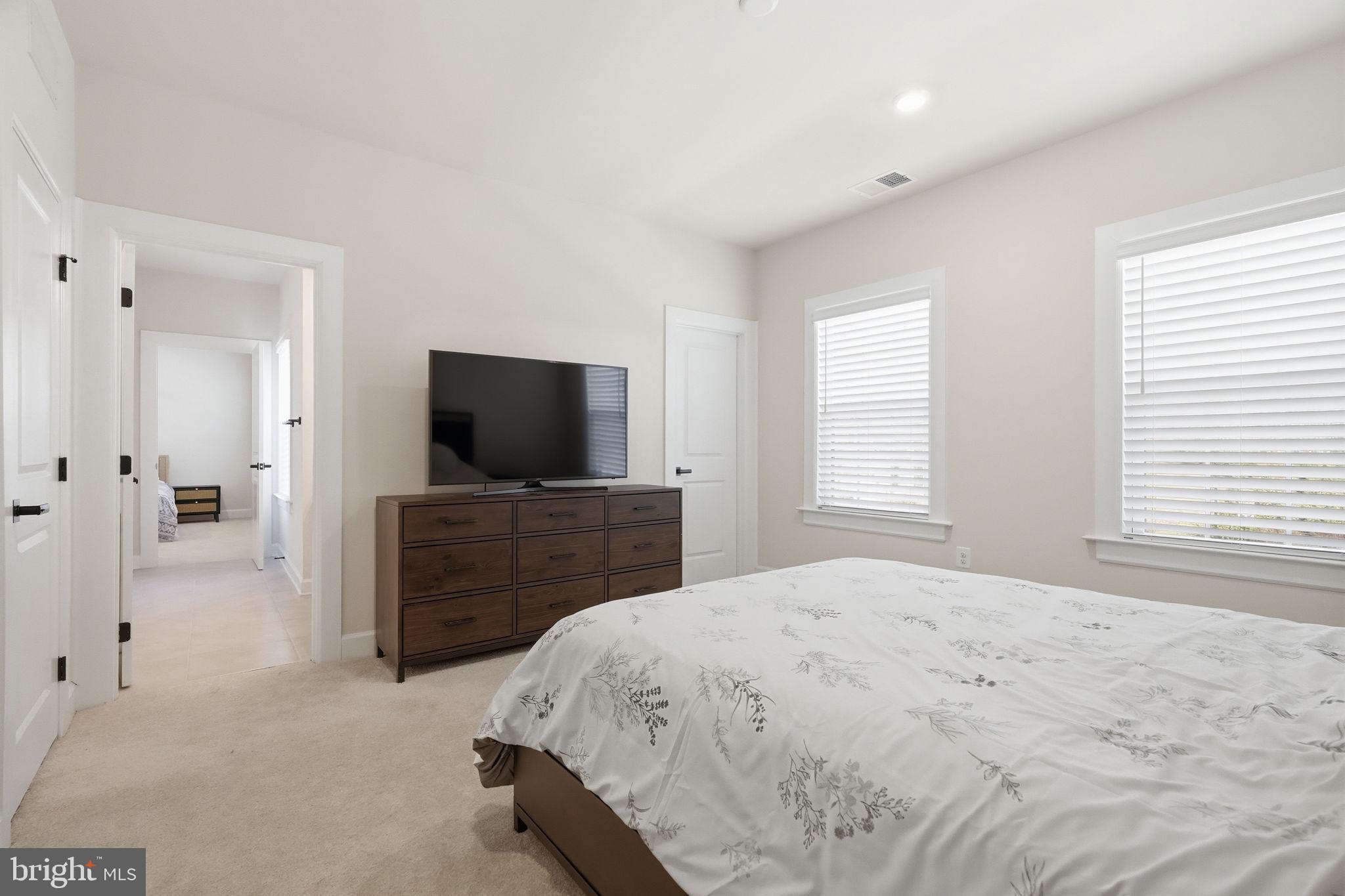 MAYFIELD - Residential