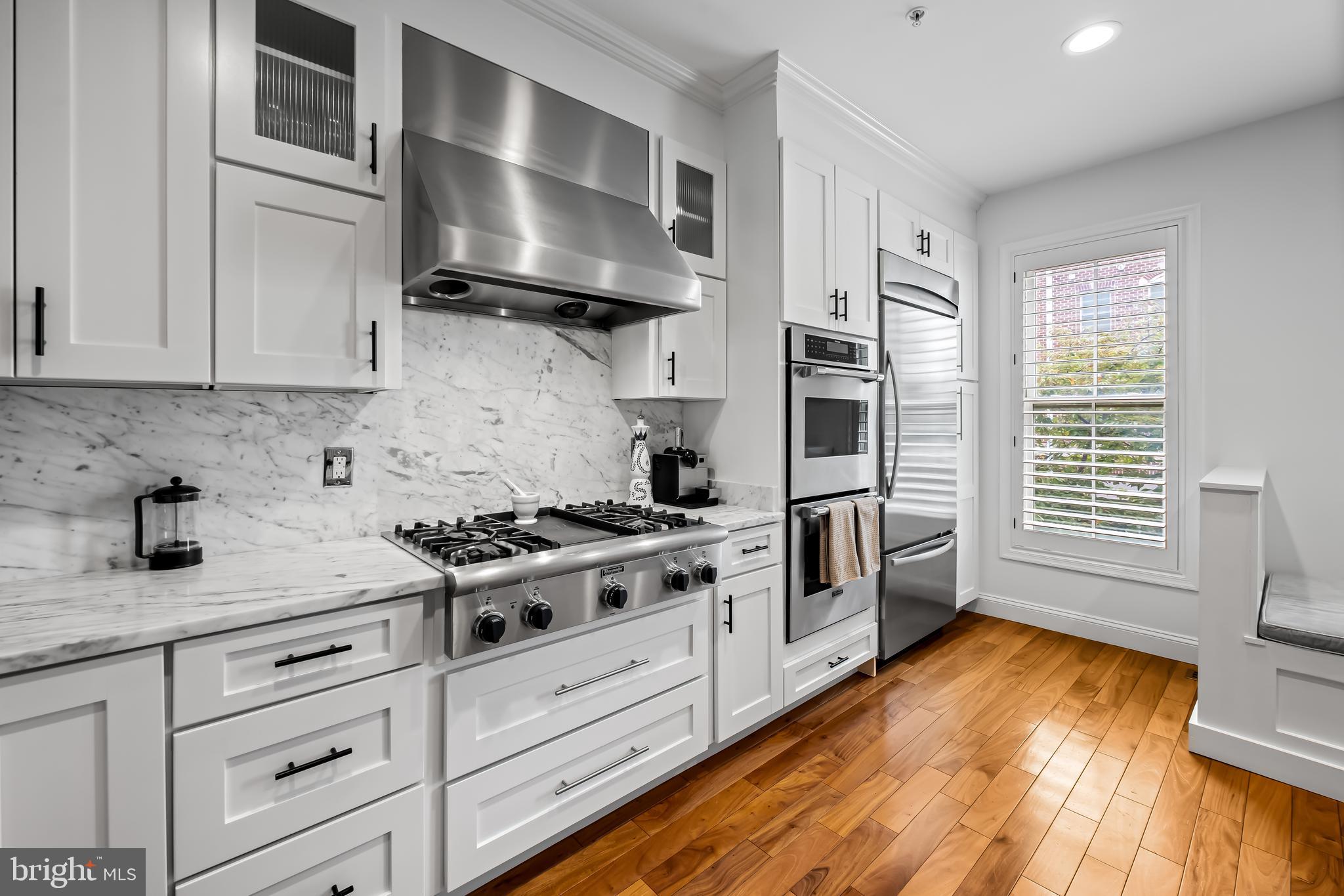 THE MOORINGS AT LIGHTHOUSE POINT - Residential