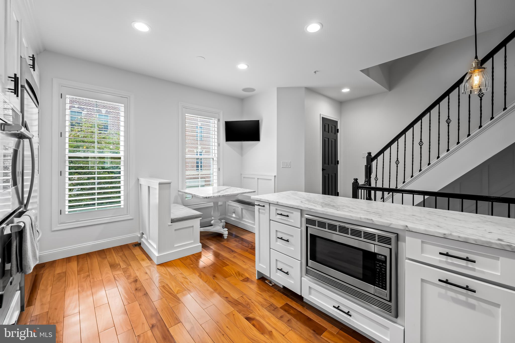 THE MOORINGS AT LIGHTHOUSE POINT - Residential